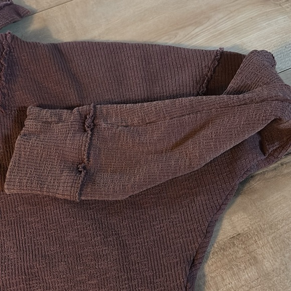 We the Free Not So Ordinary Washed Pullover - XS - Picture 5 of 5